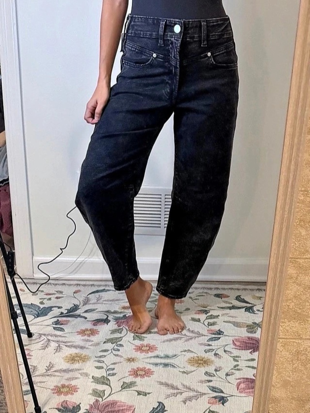 Gap Barrel Jeans Black 26S NWT